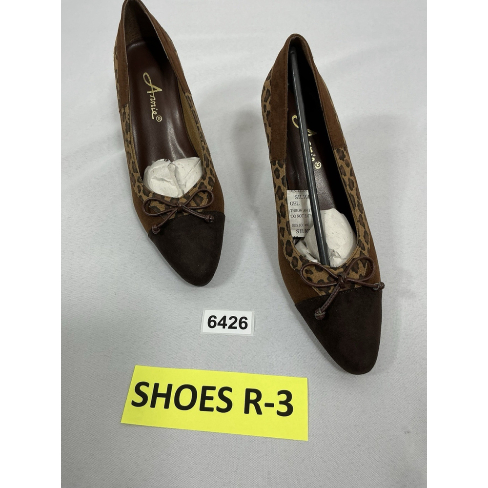Womans NWOT Annie Animal,print Slipon Pumps 8M Brown Pointed Toe Stiletto
